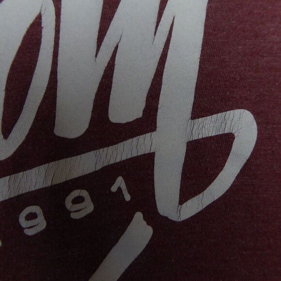 Volcom Shirt Mens Medium Red Logo Graphic Crew Neck Short Sleeve Spellout - Picture 4 of 8